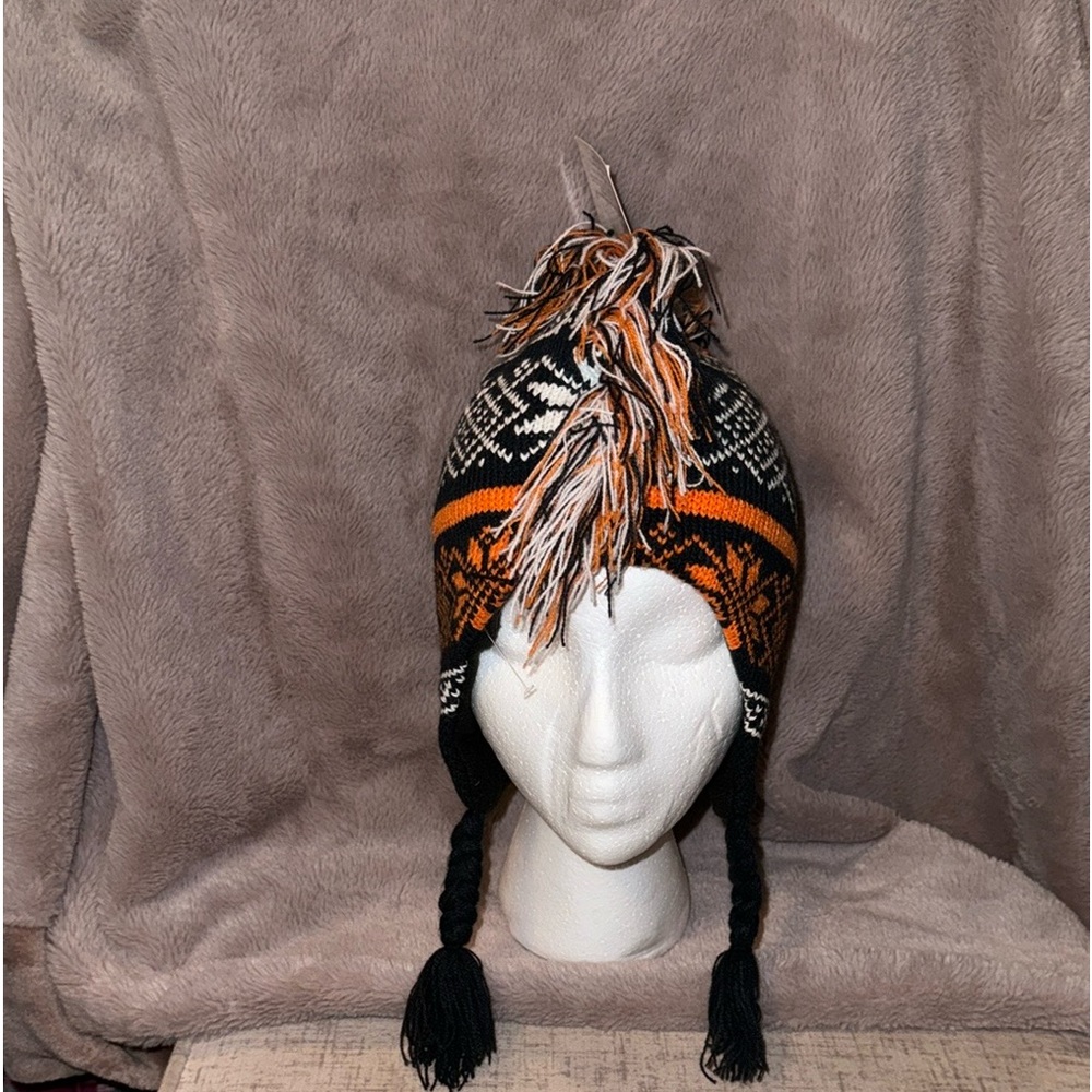 Mohawk toboggan in Black/Orange/White with Braids, Fleece lined, New